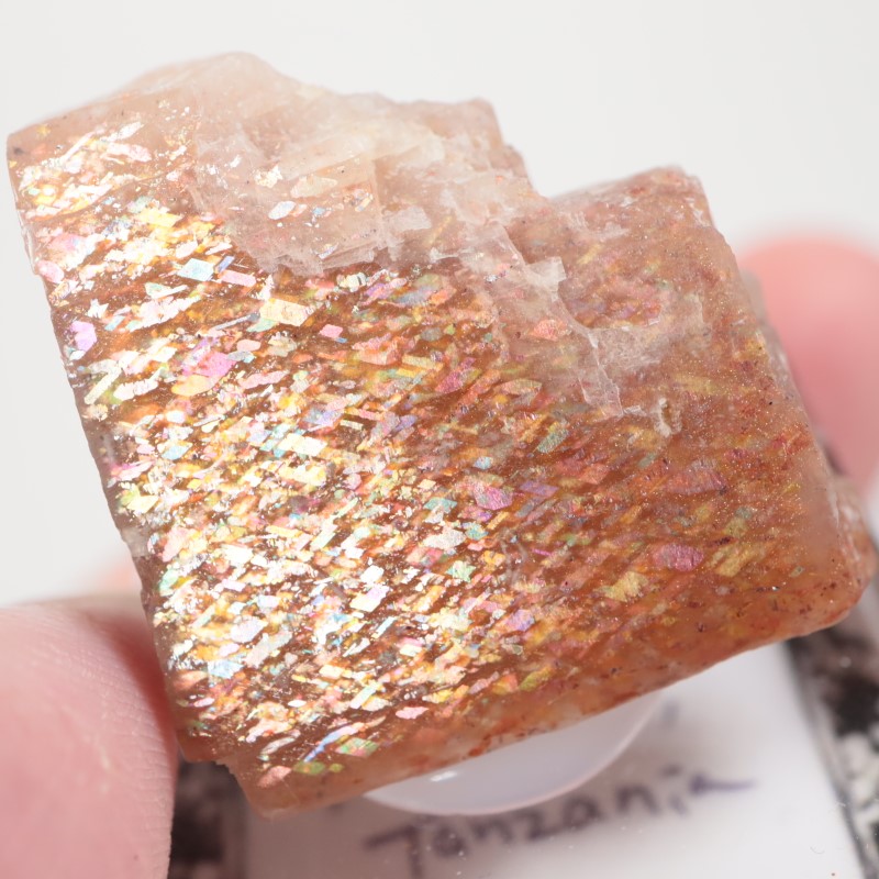 タンザニア産レインボーラティスサンストーン　原石　約257カラット オーストラリア産レインボーラティスサンストーン 0.879ctルース