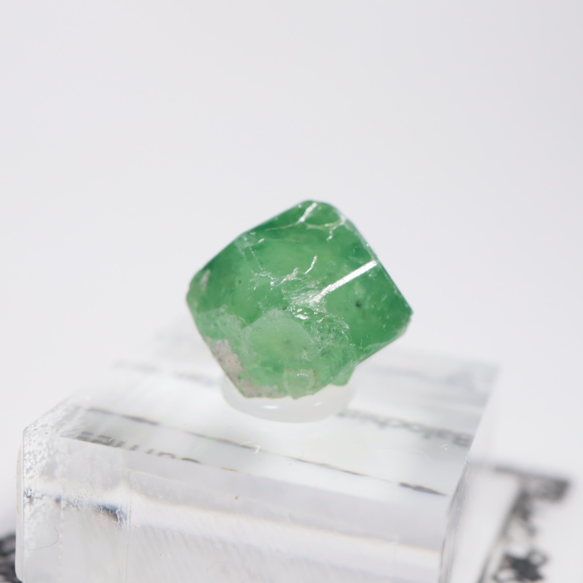 パキスタン産 デマントイドガーネット | 鉱物標本,カ行