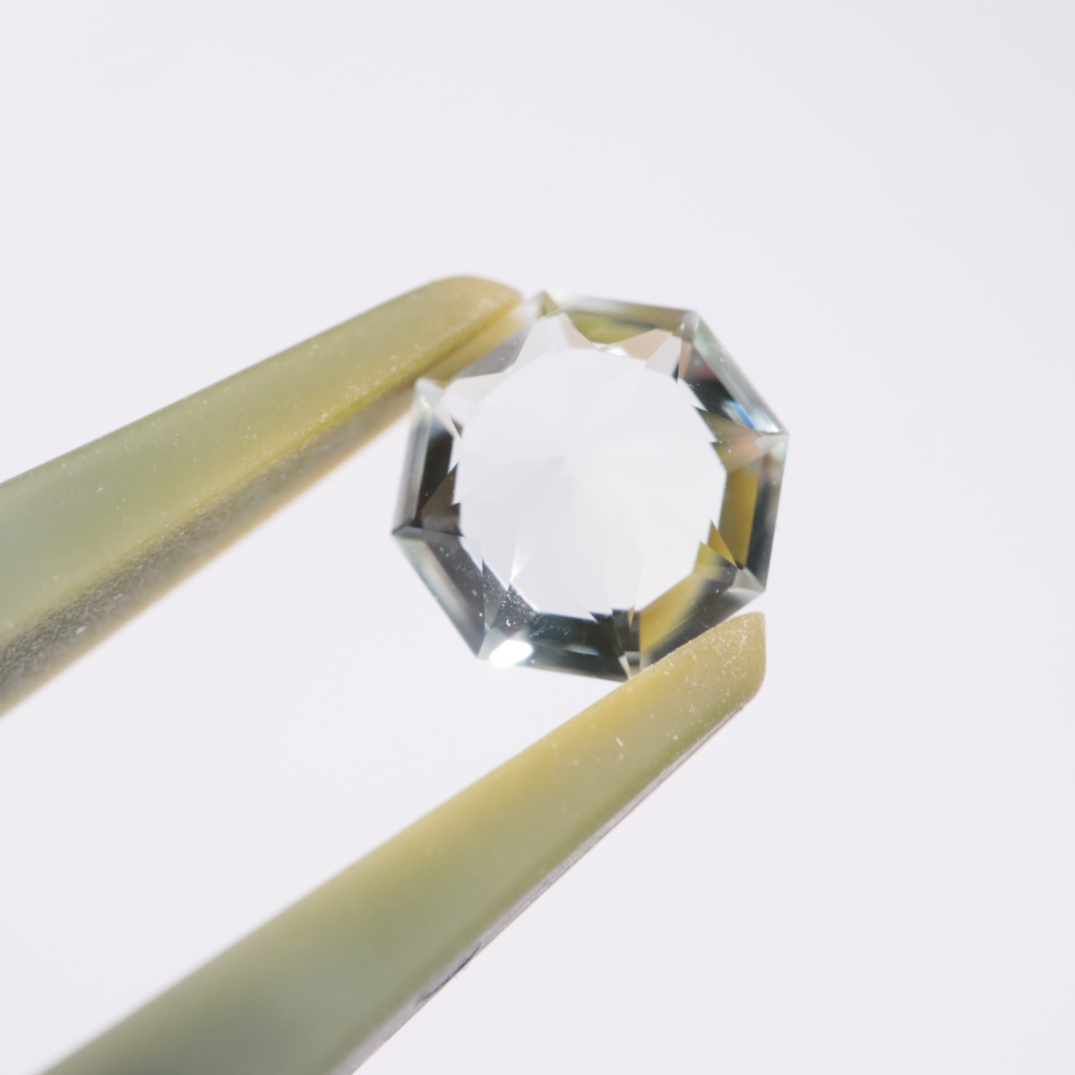 ���ƥ֥饵���ȡ�0.77ct