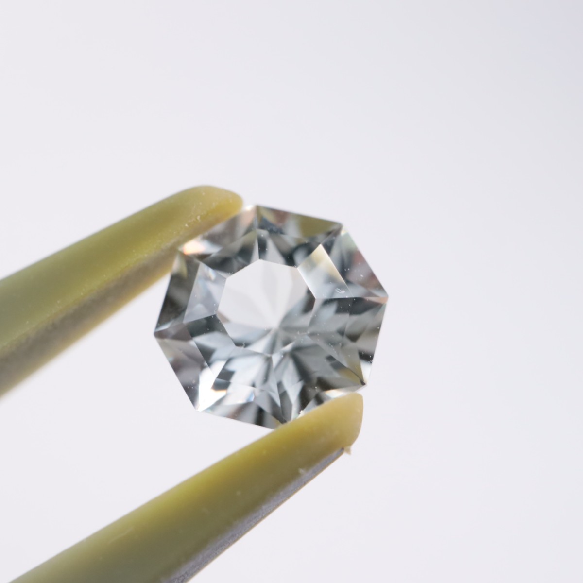 ���ƥ֥饵���ȡ�0.77ct