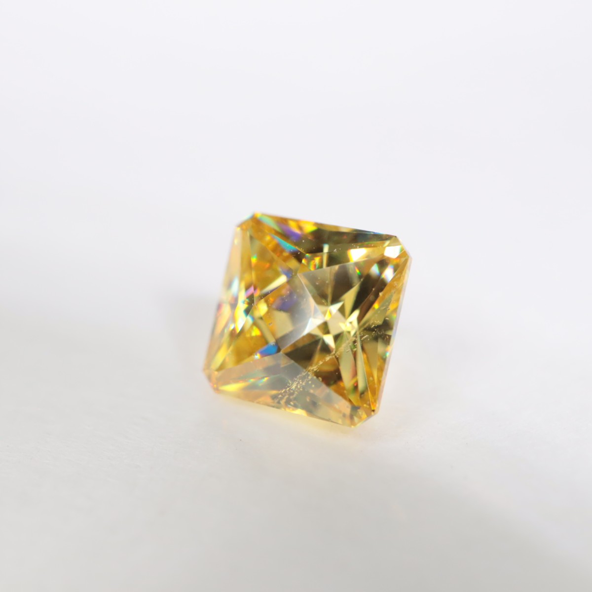 ե饤ȡ0.60ct