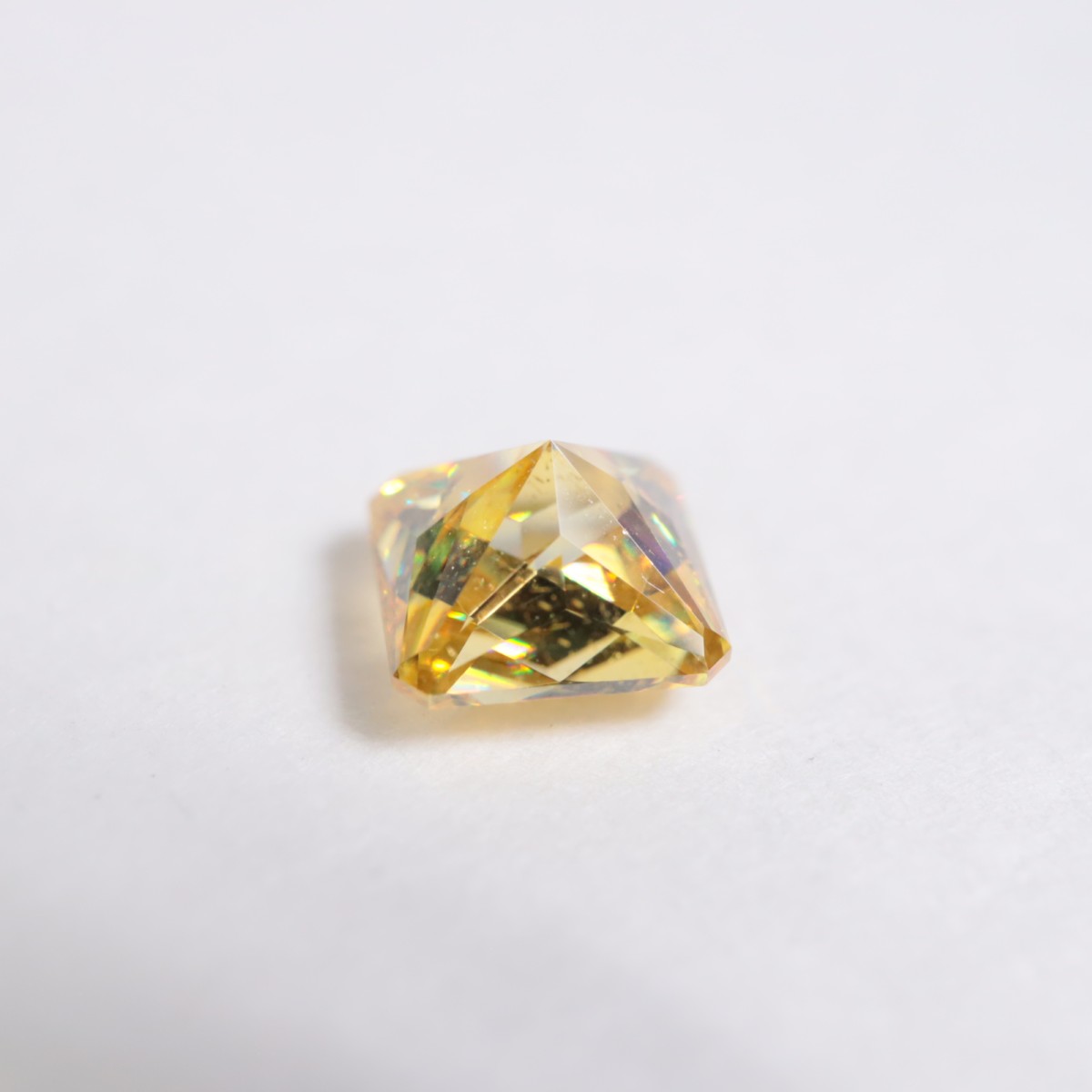 ե饤ȡ0.60ct