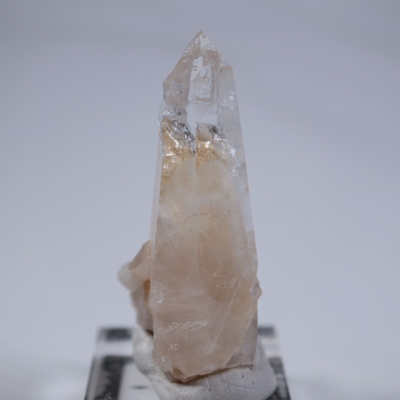 雪の結晶のパネル オクターゴ｜あなたに寄り添う MAG (マグ) の時計 ノア精密株式会社
