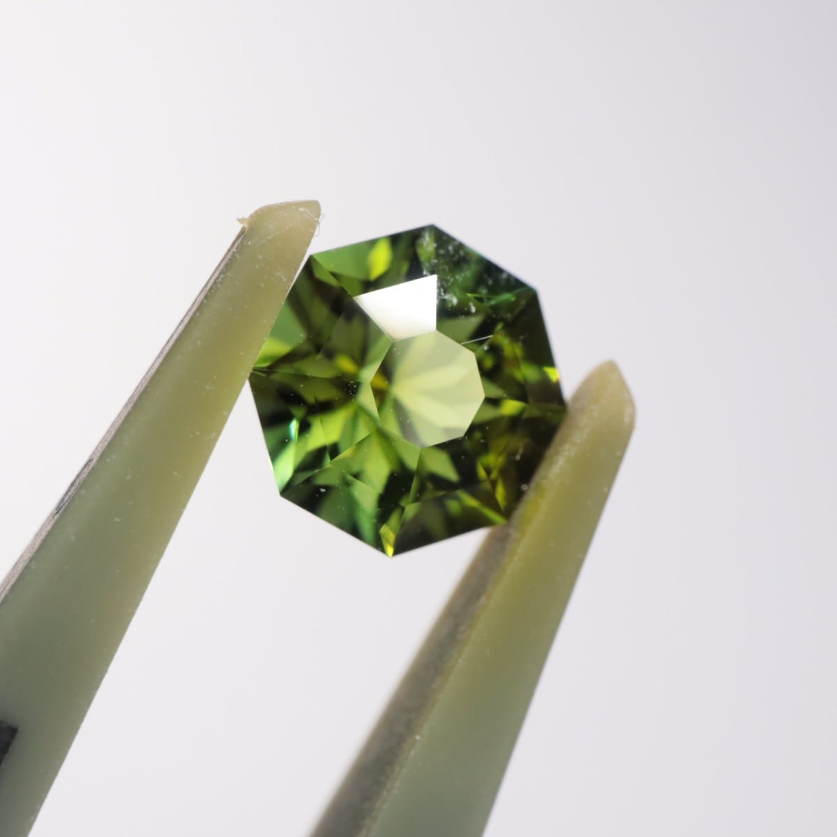 ���󥴻��ȥ�ޥ��0.89ct