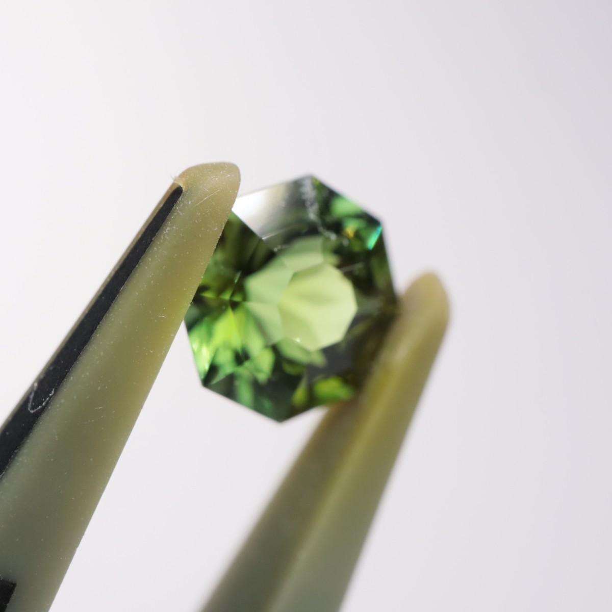 ���󥴻��ȥ�ޥ��0.89ct