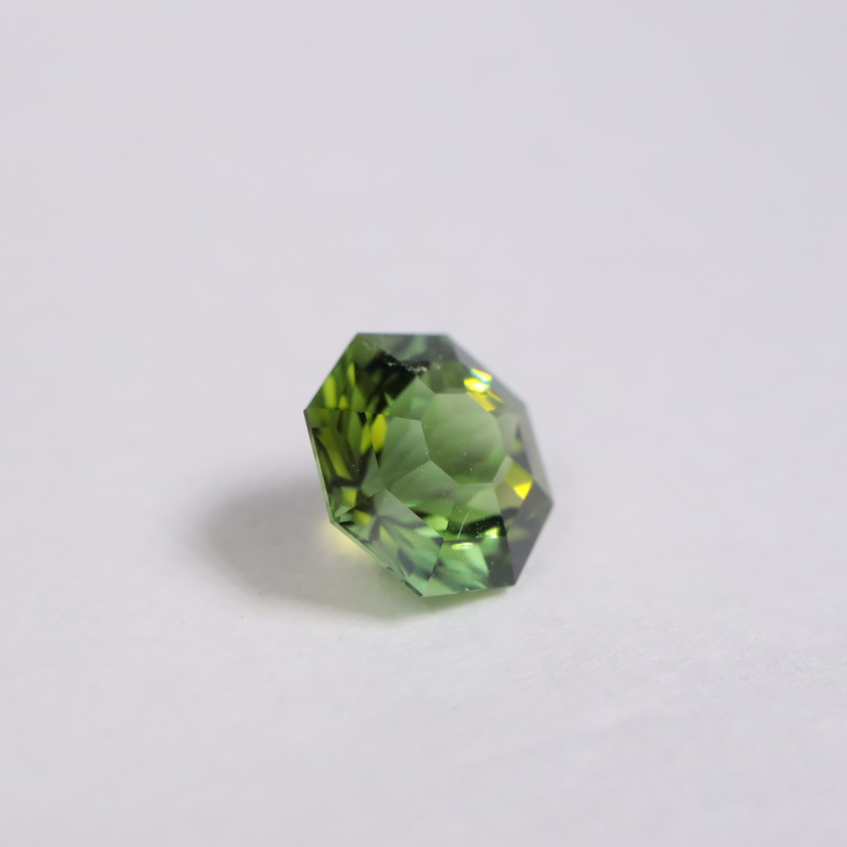 ���󥴻��ȥ�ޥ��0.89ct