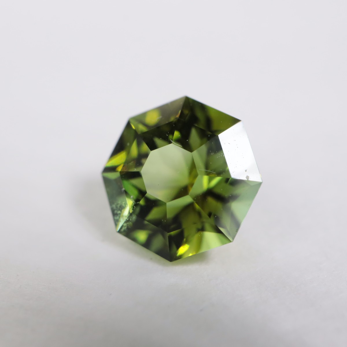���󥴻��ȥ�ޥ��0.89ct