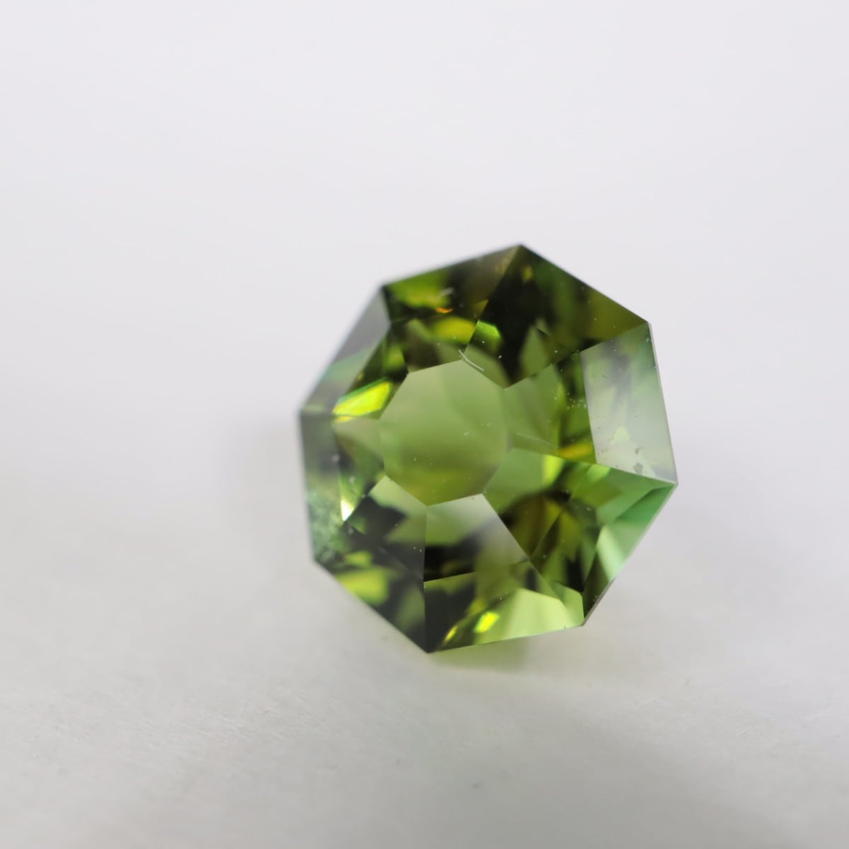 ���󥴻��ȥ�ޥ��0.89ct