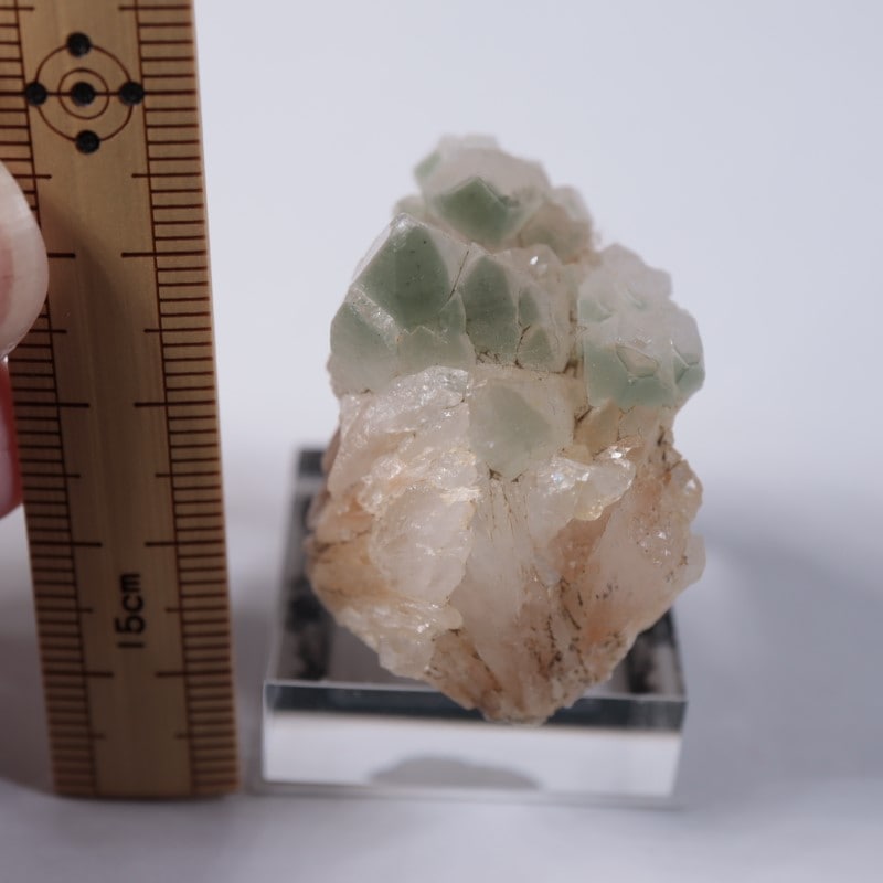 荒川鉱山産 緑水晶 水晶 等 荒川鉱山産緑水晶 9.6g｜国産 天然石 原石 通販キラリ石