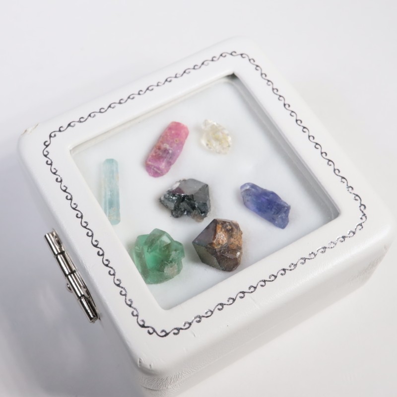 値下げ可能]鉱物、宝石の原石セット 値下げ可能]鉱物、宝石の原石セット