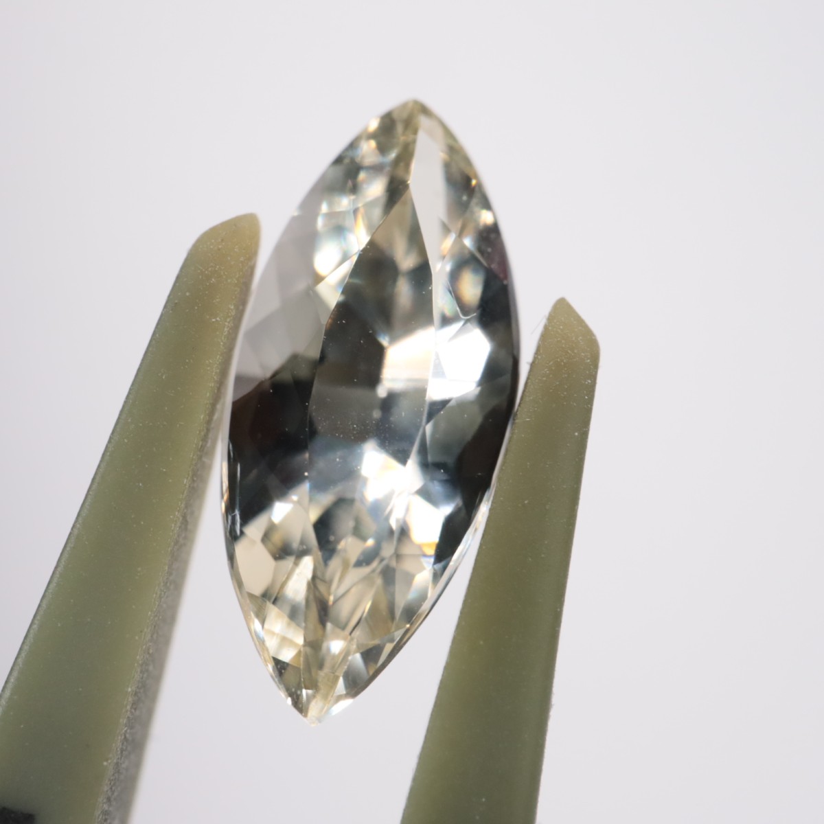 ���쥴�󥵥󥹥ȡ���1.34ct