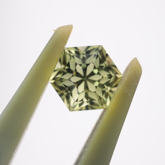 ���꥽�٥�롡0.69ct