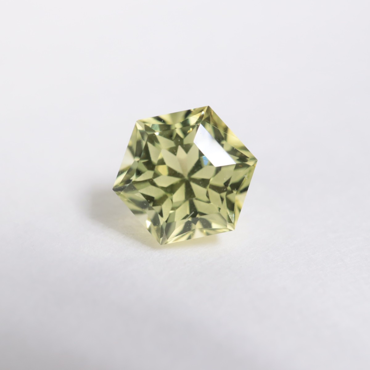 ���꥽�٥�롡0.69ct