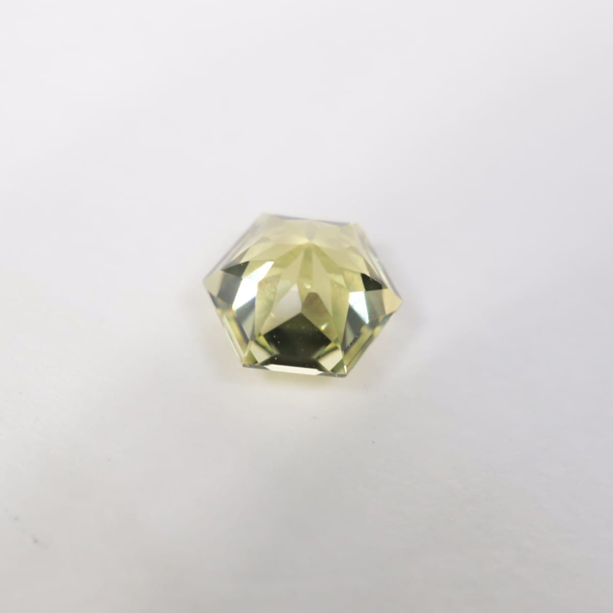 ���꥽�٥�롡0.69ct