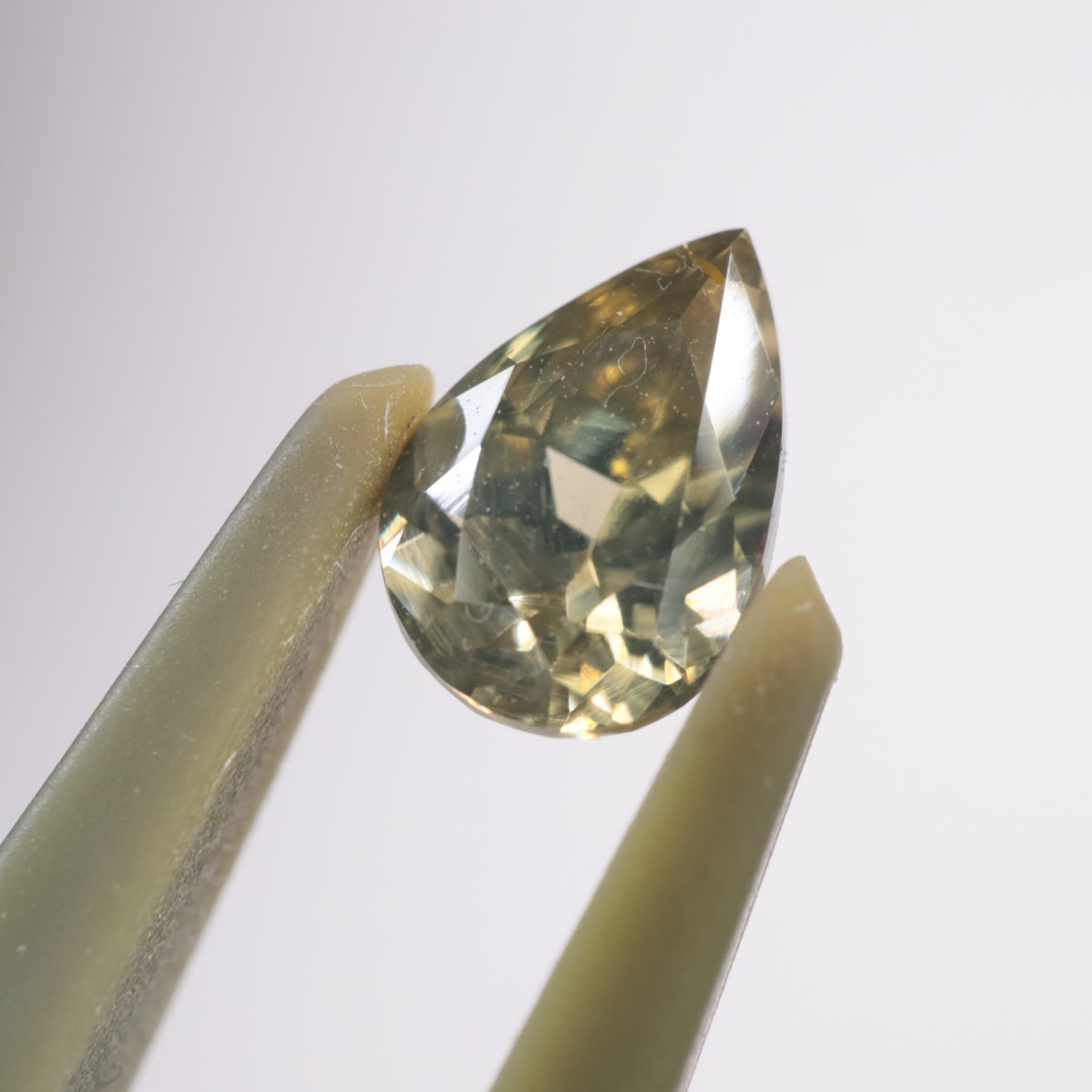 ���󥶥˥��������륳��0.73ct
