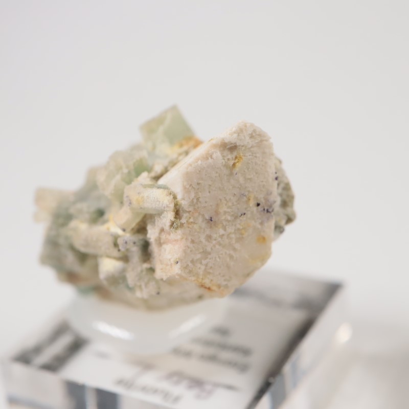 �ʥߥӥ��� �ե����饤�ȡ��٥��