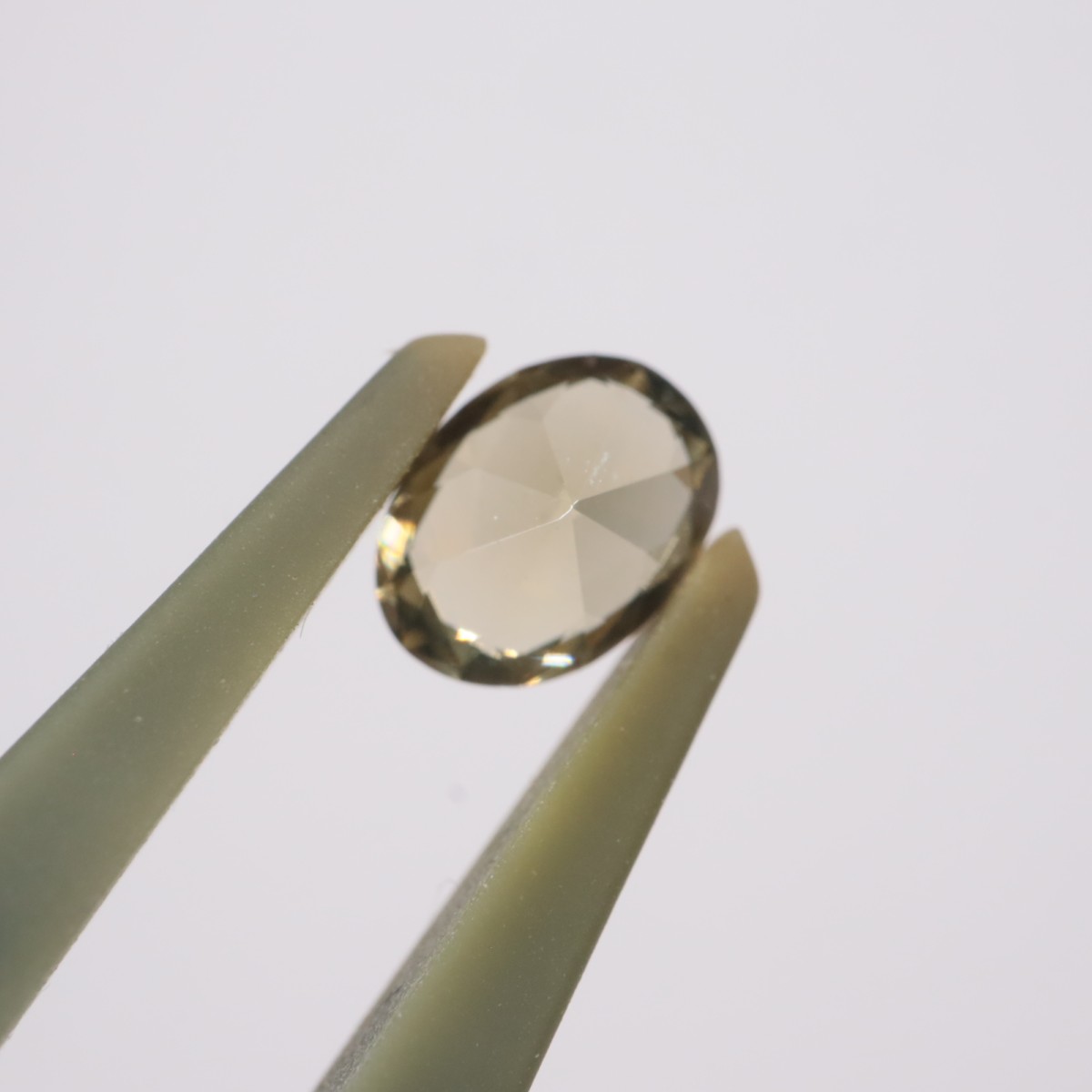 ���󥶥˥��������륳��0.64ct