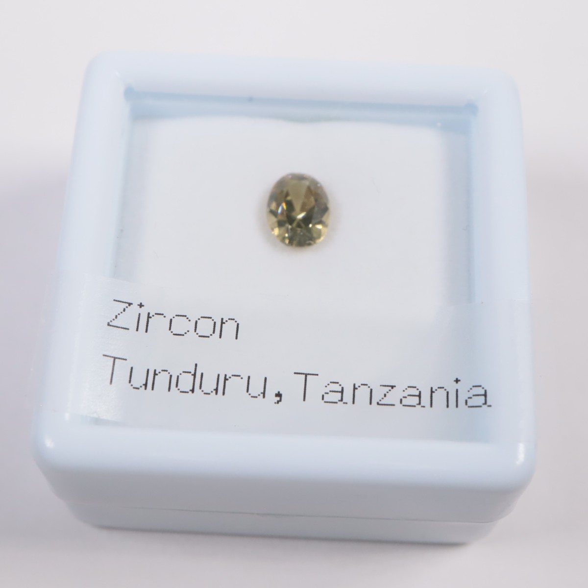 ���󥶥˥��������륳��0.64ct