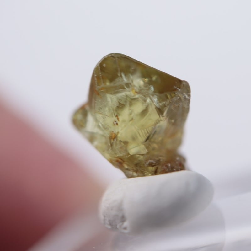 【鉱物標本】スリランカ産クリソベリル 鉱物標本】スリランカ産クリソベリル