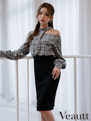 予約(10月中旬〜10月下旬入荷予定)[Veautt/ヴュート] ワンショルダー タイ風ディテール ロングスリーブ バイカラー ミディアムタイトドレス ダークグレー グレー 大人エレガント VT082