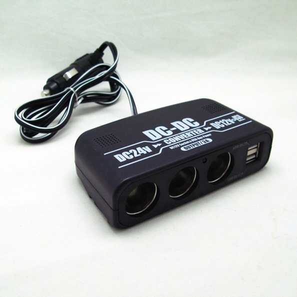 DCDCコンバーター デコデコ 車 トラック DC24V電源をDC12Vに変換 USBポート×2(2.1A+1A) DC12Vソケット×3 スマホ充電/ブレイス BS-250|アクセサリ|車用品