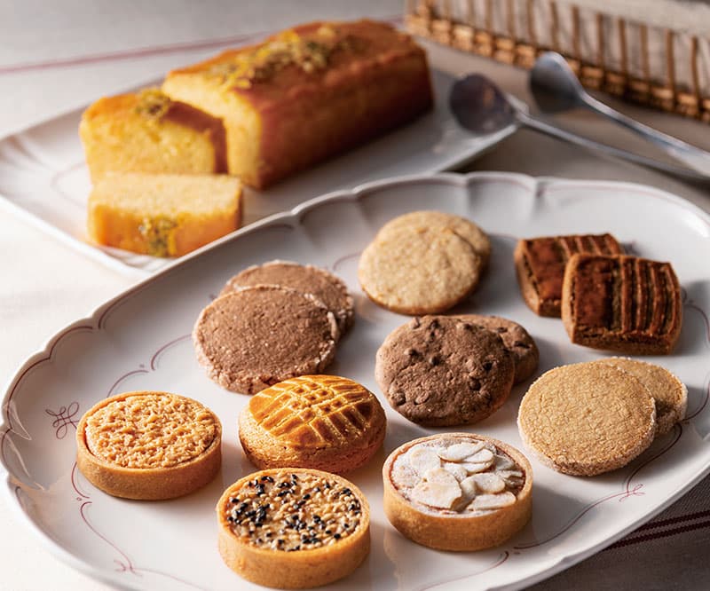 オリジナルクッキーとオレンジパウンドケーキの詰め合わせ