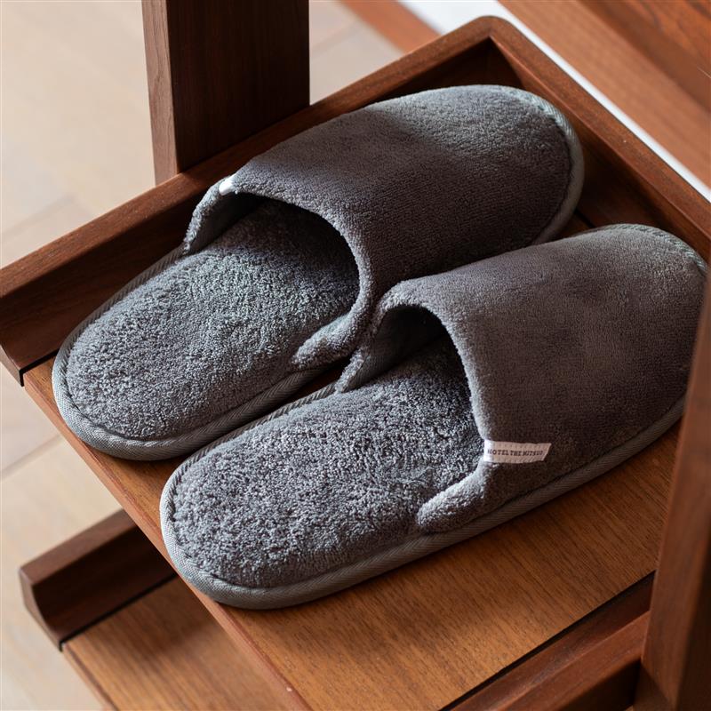 【期間限定価格】室内用スリッパ / Indoor Slippers