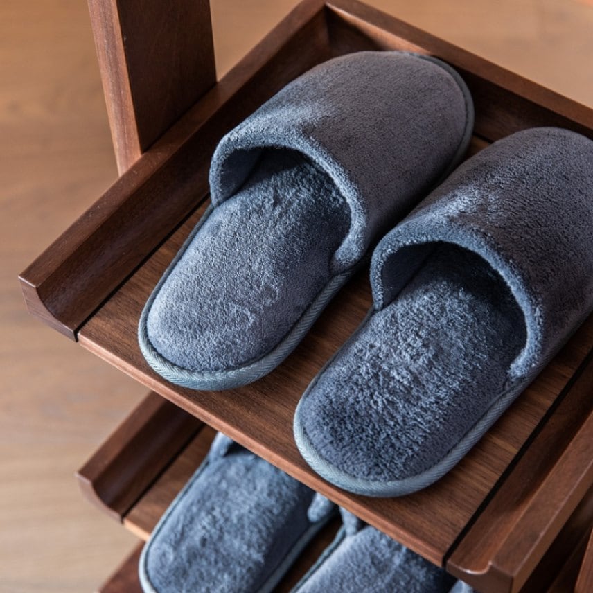 【期間限定価格】室内用スリッパ / Indoor Slippers