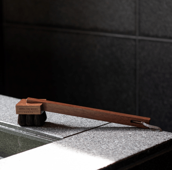 熊野筆「SHAQUDA-スーヴェ ボディブラシ ロング ハード」 / Kumano Brush 