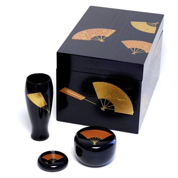 茶道具 掘り出し物】利休茶箱 黒掻合塗 扇面 三点セット付 H-258