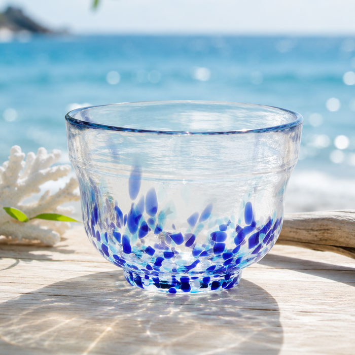 松ヶ岡ガラス うみ抹茶碗 | ガラスの茶道具 - CHATOWA 茶と和 抹茶と