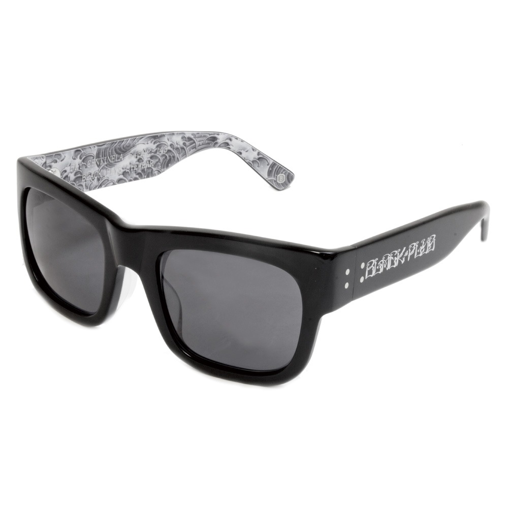 FLY CENTINELA Designed by Toshikazu Nozaka