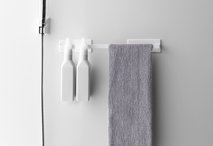 マグネットバスルームタオルハンガー ミスト ワイド　４２３２