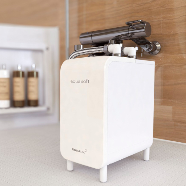 【最安値】アクアソフトバブルプラス Housetec 超軟水器 ホワイト シャワー用軟水器アクアソフト バブルプラス | シャワー用軟水器