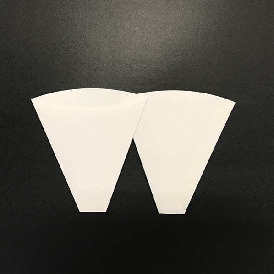 無地三角袋　Ｔ０２　白ラミ