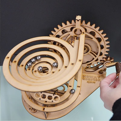 手作り大人おもちゃ ディルドの代用品におすすめのアイデアをアダルトグッズメーカーが解説