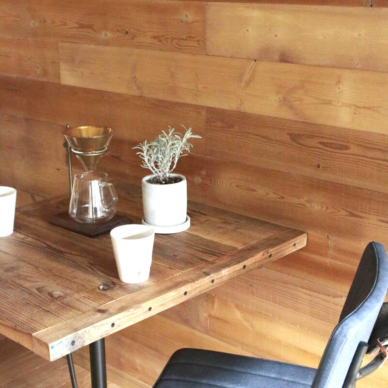 【天然木壁パネル ソリデコ PINE CLEAR 4x128x1180mm 1ケース(11枚=1.66m2入り） 】| ハウディープラス公式通販