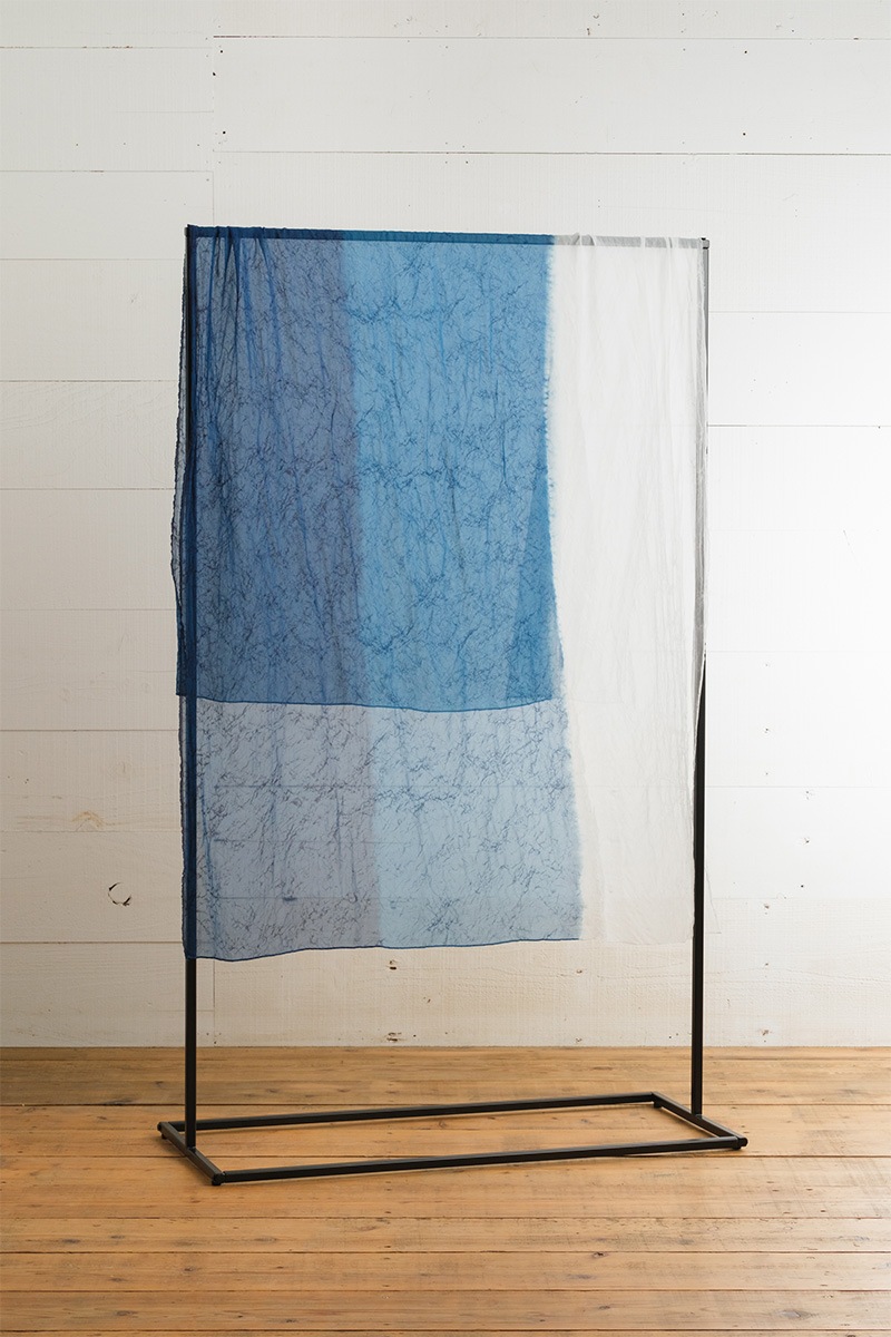 京都産シルク100%シルクストール　[本藍] 京藍染め＋段染め　大判ストール105㎝×200㎝