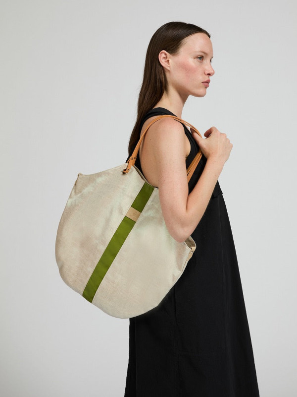 ATELIER ETE FLORES トートバッグ