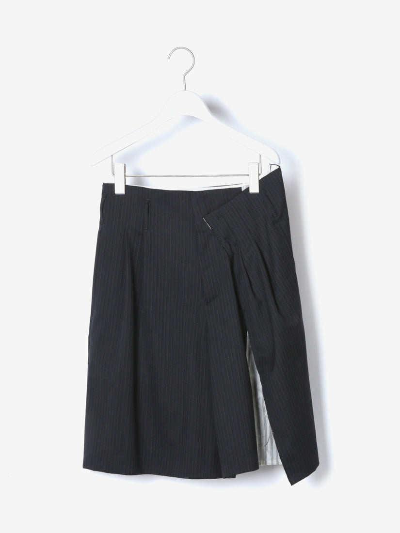 《MOOHONG》ROTATED PANEL ハーフパンツ