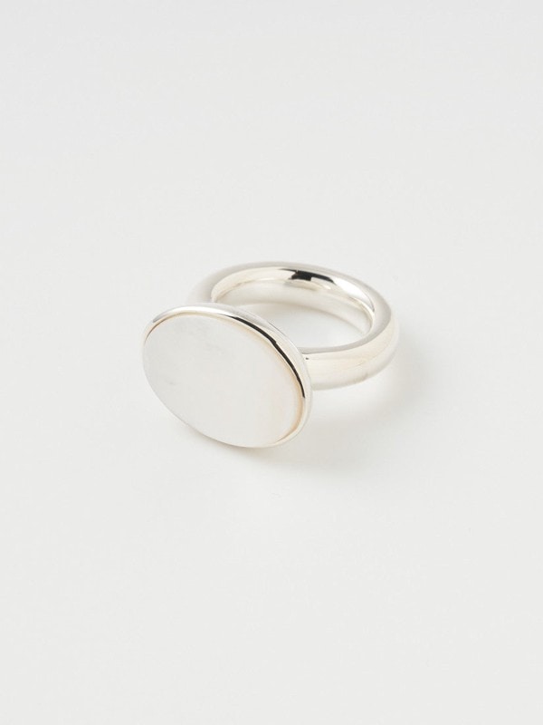 《PLOW》Flat Mother Of Pearl リング