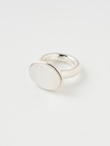PLOW》Flat Mother Of Pearl リング（リング）｜H.P.FRANCE公式サイト