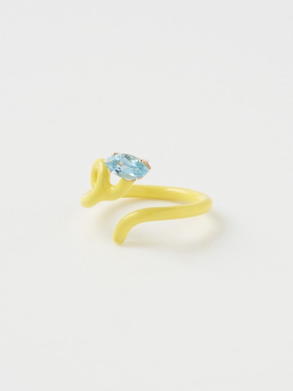 リング BABY VINE TENDRIL RING IN YELLOW