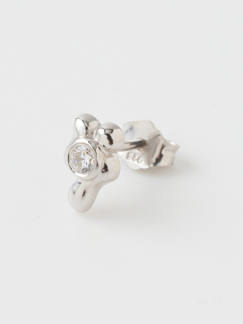 PRADA サファア－ノ片耳用ピアス tomatosarada K14WG 角4本爪 片耳 メンズピアス 5mm