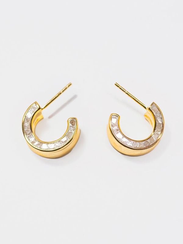 《SHANA GULATI》JANMAY HUGGY ピアス
