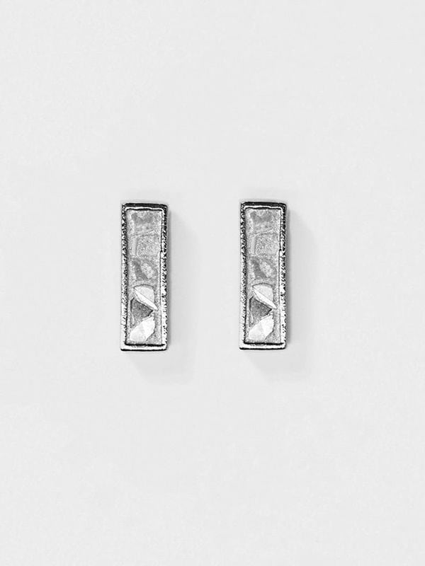 《SHANA GULATI》KATHRYN STUDS ピアス