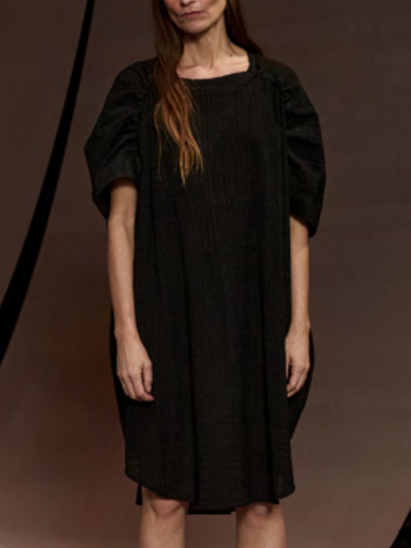 HENRIK VIBSKOV》Renew ワンピース-A（ワンピース）｜H.P.FRANCE公式サイト