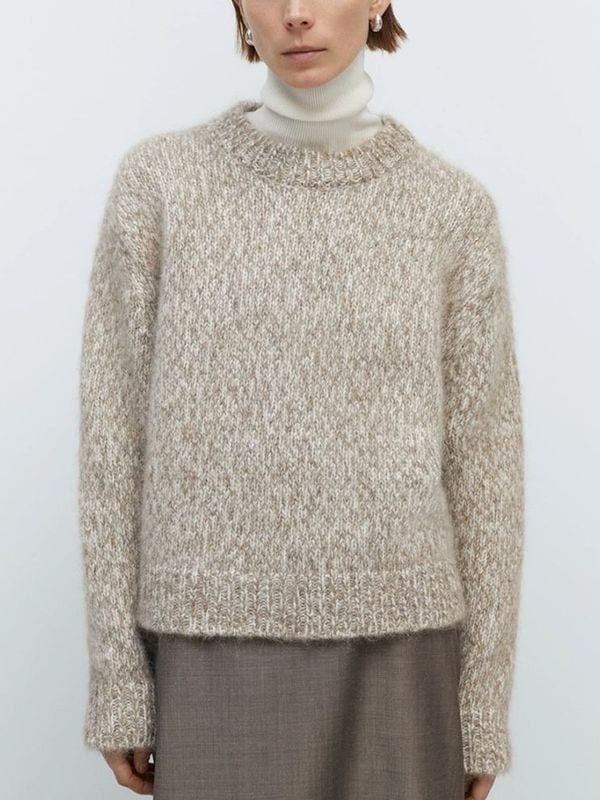 CHUNKY SWEATER