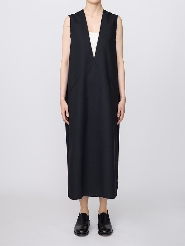《IRENISA》SLIT NECK SLEEVELESS DRESS