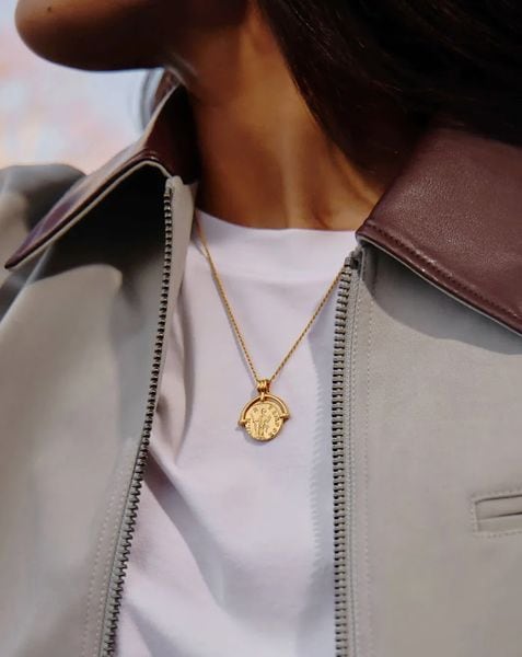 MISSOMA》LUCY WILLIAMS MEDIUMENGRAVABLE ROMAN ARC COIN ネックレス